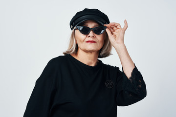 woman with sunglasses