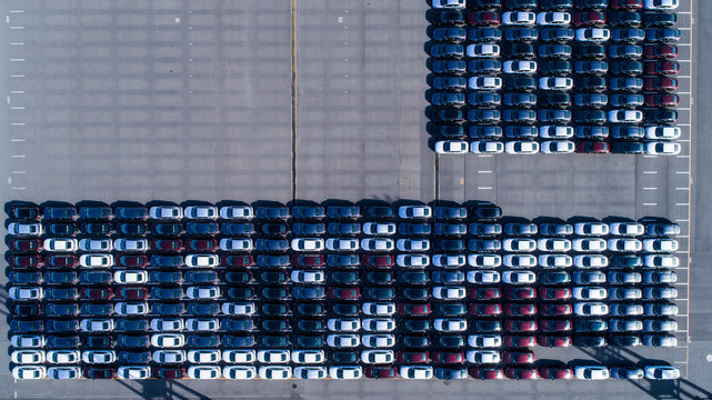 輸出される日本製自動車　空撮