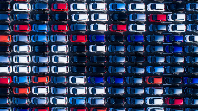 輸出される日本製自動車　空撮