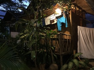 ボロボロホテル