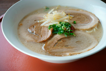 とんこつラーメン