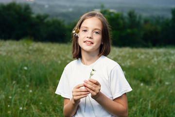 girl with dandelion