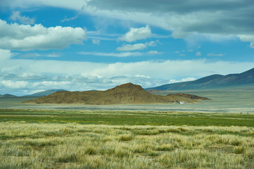 Fototapeta na wymiar Dorbot pass from Ulan-Baishint. Mongolia.