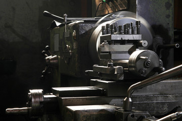 Mechanical industry old machinery lathe