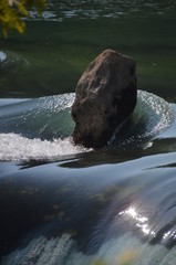 Naklejka premium Turkey stone in small waterfall