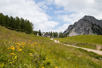 Klagenfurter Hütte mit Bielschitza