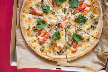pizza with ham and cheese