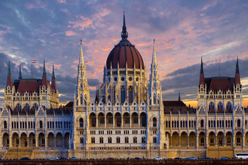 Obraz premium Hungary, Budapest Parliament view from Danube river