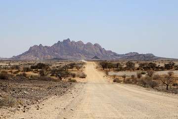 Namibia Spitzkoppe road - obrazy, fototapety, plakaty