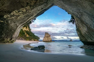 Poster uitzicht vanuit de grot bij Cathedral Cove, Coromandel, Nieuw-Zeeland 15 © Christian B.