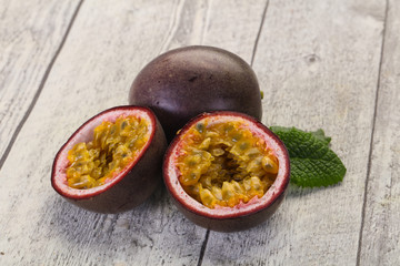 Tropical Passion fruit