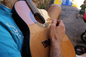 Obraz premium jouer de la guitare