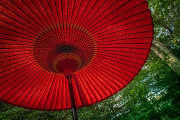 茶店の赤い番傘