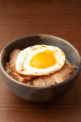 焼豚玉子飯