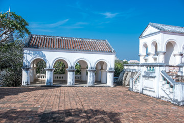 Obraz premium Khao Wang palance or Phra Nakhon Khiri Historical Park, The old palace on the mountain in Phetchaburi provine, Thailand.