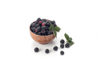 Blackberries in a wooden bowl