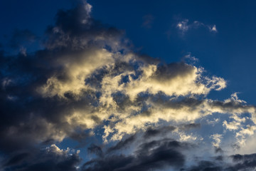 Fototapeta premium sky and clouds at sunset in Venezuela