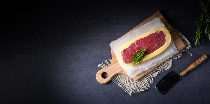 Steaks matured in butter refined with sea salt