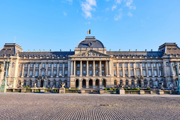 Fototapeta premium Royal Palace of Brussels at daylight