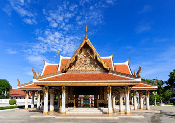 Fototapeta na wymiar Temple in memorial Park ,Bangkok Thailand