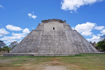 Fototapeta na wymiar Maya Ruine Uxmal in Mexiko