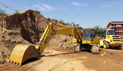 Ruspa per scavare in cantiere 