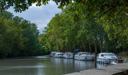 Fototapeta na wymiar Canal du midi Languedoc France