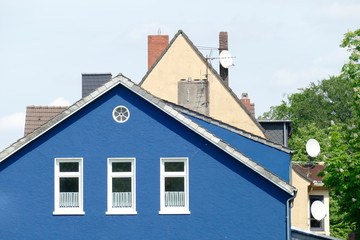 Blaues Wohnhaus, Einfamilienhaus, Wohngebäude