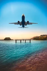 Foto op Plexiglas Hemelsblauw vliegtuig in de lucht