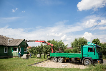 truck with mounted crane