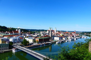 Fototapeta na wymiar Die Donau bei Passau