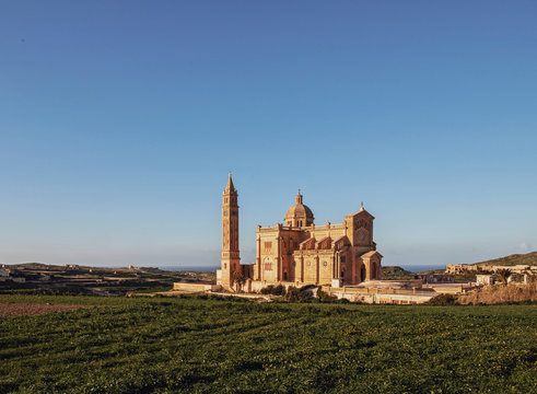 Basilica of the Blessed Virgin of Ta' Pinu, Mal