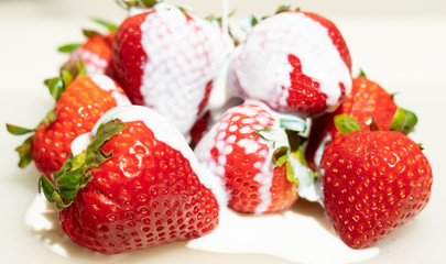 Fresas baño de crema dulce