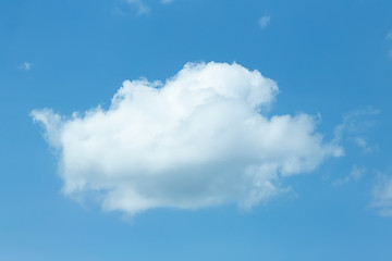 Obraz premium Large clouds in the blue sky. Blue sky in the daytime with white clouds.