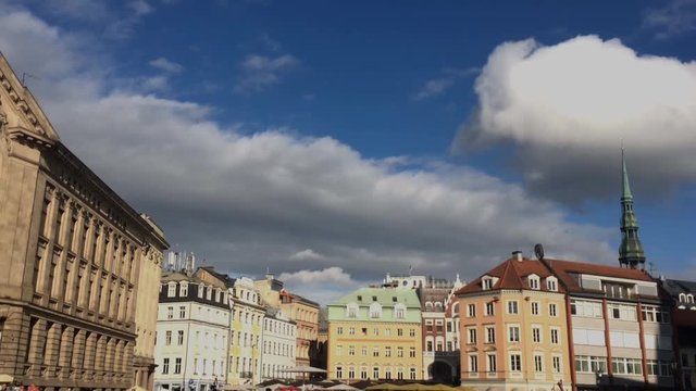 A panning shot of buildings at Riga&acute;s main square: Doma laukums