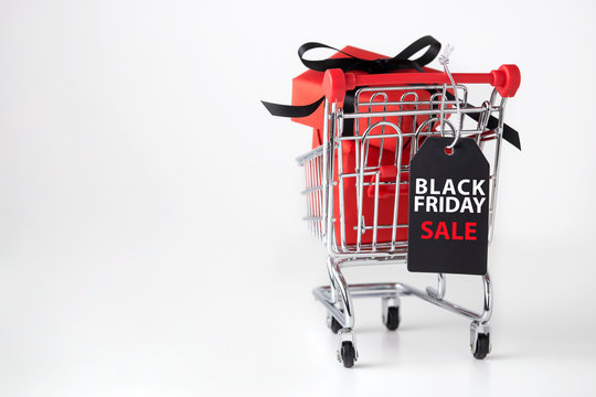 Black friday background with shopping cart