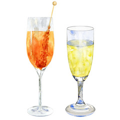 A glass of champagne and a cocktail