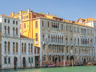 Naklejka premium scenic view to old palaces at the canale grande in Venice,