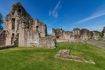 Fototapeta na wymiar Kildrummy Castle in Schottland 2
