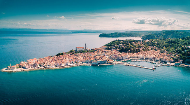 Panorama A&eacute;rien de Piran en Slov&eacute;nie
