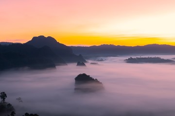 Fototapeta na wymiar Mountain views and beautiful Mist of Phu Langka National Park, Thailand
