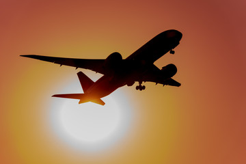 風景物語（夕日の中の飛行機）