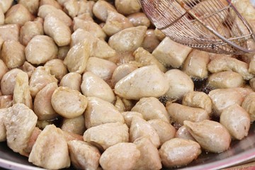 Fried meatballs is delicious at street food