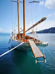 BARCA A VELA