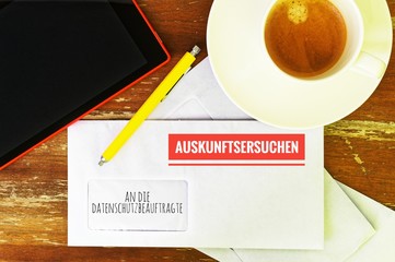 Brief mit in deutsch an den Datenschutzbeauftragten und Auskunftsersuchen in englisch to the data...