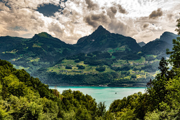 Fototapeta premium Walensee Schweiz Alpen Alpsee Bergsee
