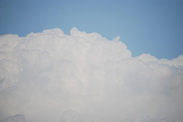 Fototapeta premium Light Blue Sky and Puffy White Cloud