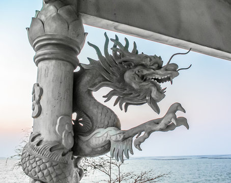 Chinese dragon sculpture with no colour painted