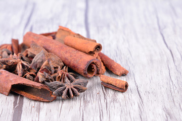 Anice and cinnamon