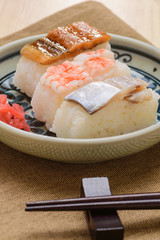 郷土料理　箱寿司